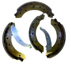 Колодки тормозные, задние Renault сlio I, Logan, Sandero, symbol I, Laguna, Peugeot 206 (арт. AOG00893)